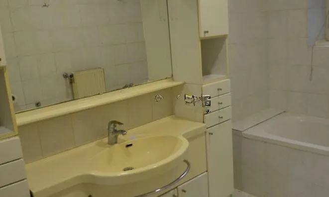 Недвижимость Квартира, 3 комнаты, Центр: 17