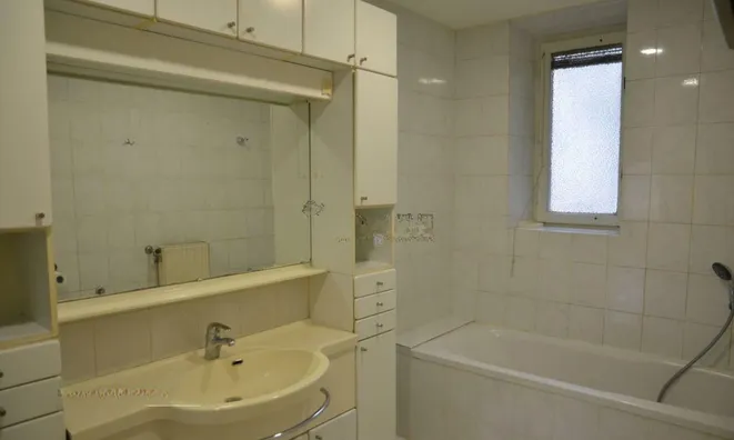 Недвижимость Квартира, 3 комнаты, Центр: 19