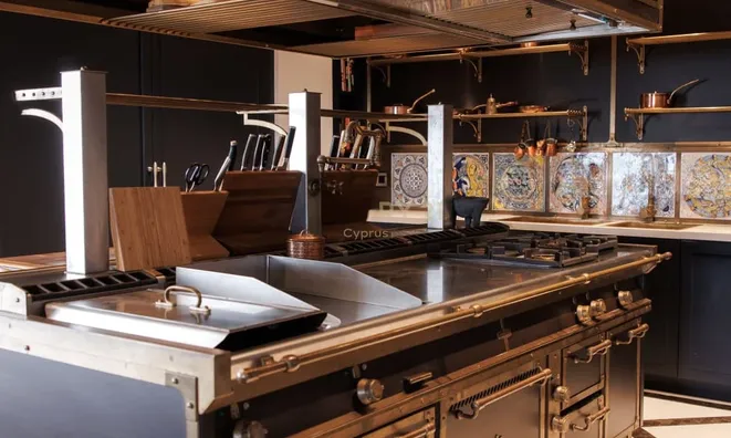 Недвижимость Spectacular Penthouse For Sale in Limassol Marina: 10