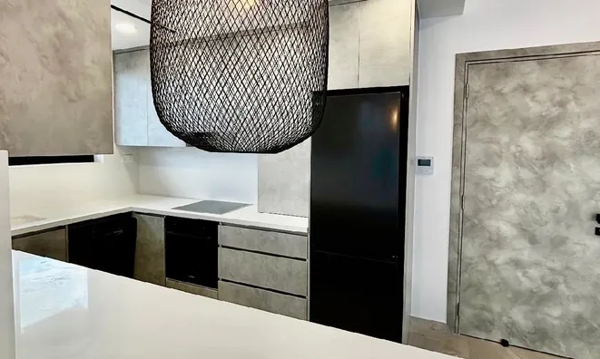 Недвижимость 2 Bedroom Penthouse For Sale in Mesa Geitonia, Limassol: 2