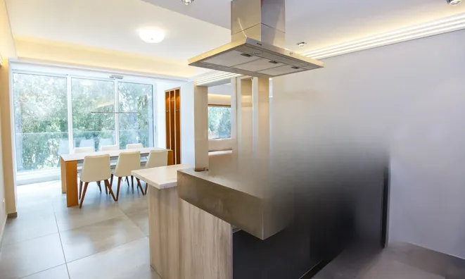 Недвижимость 3 Bedrooms Apartment For sale in Germasogeia, Limassol: 5