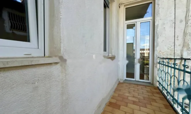 Недвижимость Трехкомнатная квартира в центре: 15