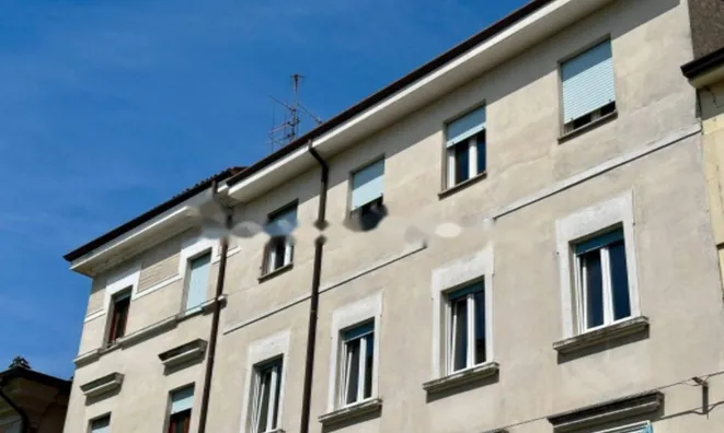 Недвижимость Трехкомнатная квартира в центре: 16