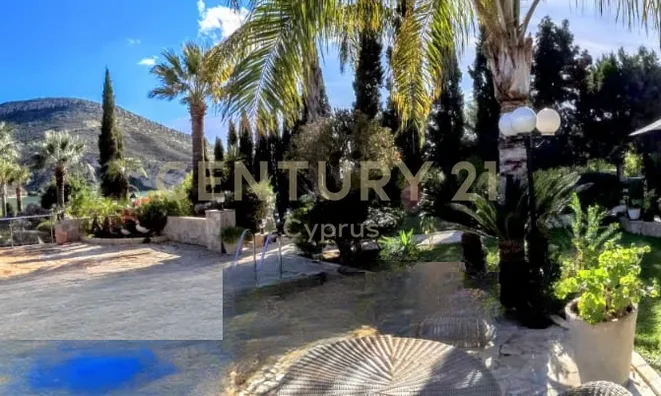 Недвижимость 4 Bedroom Villa for Sale in Akrounta, Limassol: 3