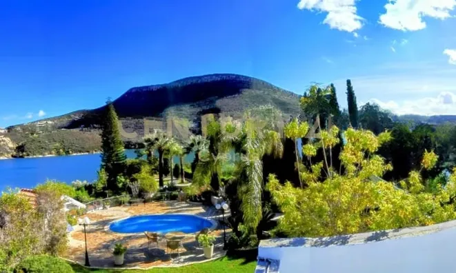 Недвижимость 4 Bedroom Villa for Sale in Akrounta, Limassol: 4