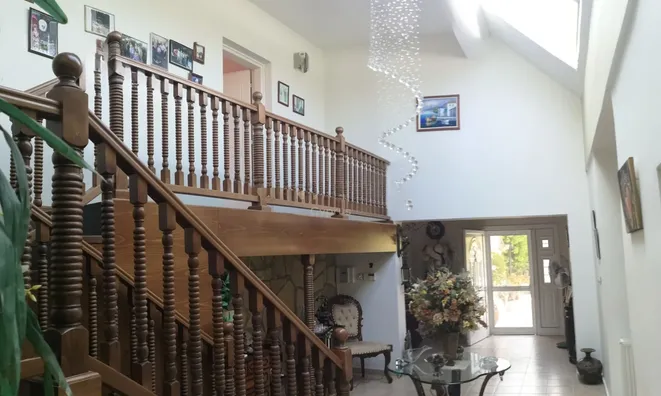 Недвижимость 4 Bedroom Villa for Sale in Akrounta, Limassol: 10