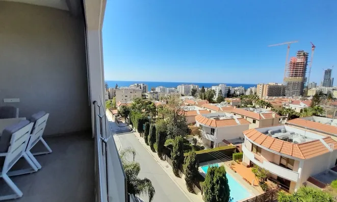 Недвижимость 3 Bedroom Apartment for Sale in Agios Tychonas, Limassol: 10