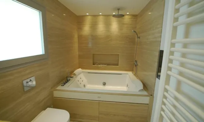 Недвижимость Beachfront 5 Bedroom Ultra-Luxury Villa in Agios Tychonas, Limassol: 11