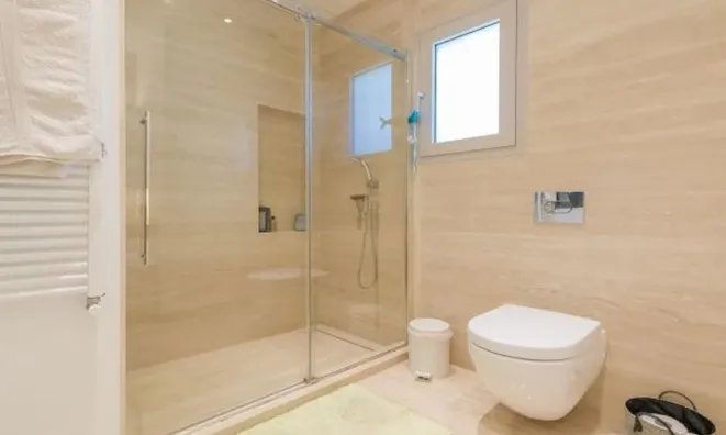 Недвижимость Beachfront 5 Bedroom Ultra-Luxury Villa in Agios Tychonas, Limassol: 19