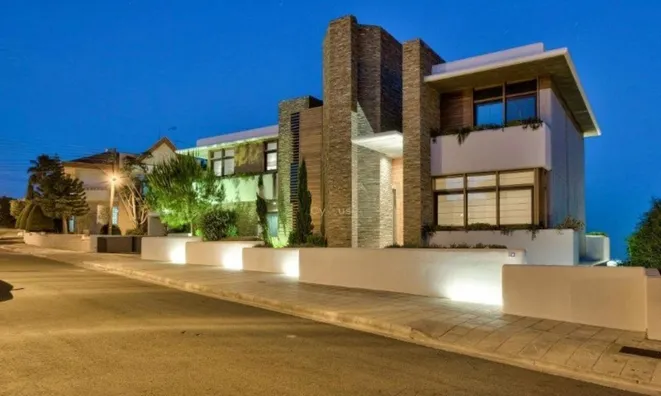 Недвижимость 6 Bedroom Villa for Sale in Panthea, Limassol: 17
