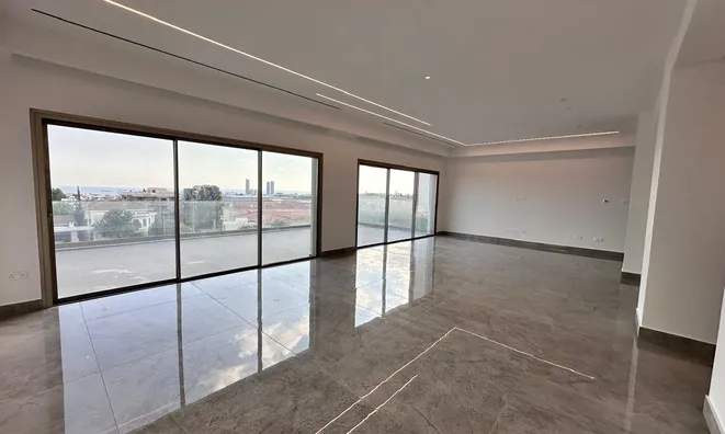 Недвижимость 5 Bedroom For Sale Villa in Limassol, Paniotis area: 3