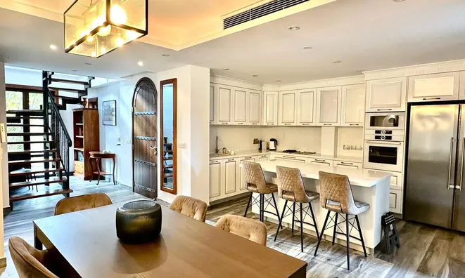 Недвижимость Seafront 4 Bedroom Villa for Sale in Pyrgos Tourist Area, Limassol: 2