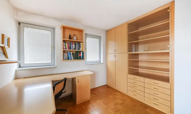 Недвижимость Квартира, 5+ комнат Киевский район: 7