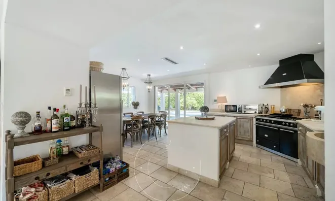 Недвижимость Villa Saint Martin Mougins: 2