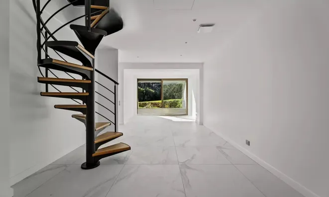 Недвижимость Villa Croix des Gardes: 15