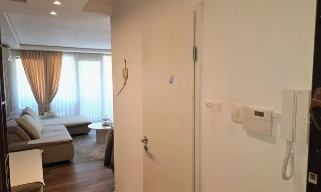 Недвижимость Four-room apartment near the primary school in Lucija: 2