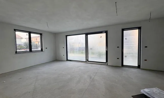 Недвижимость Four-room apartment Izola: 5
