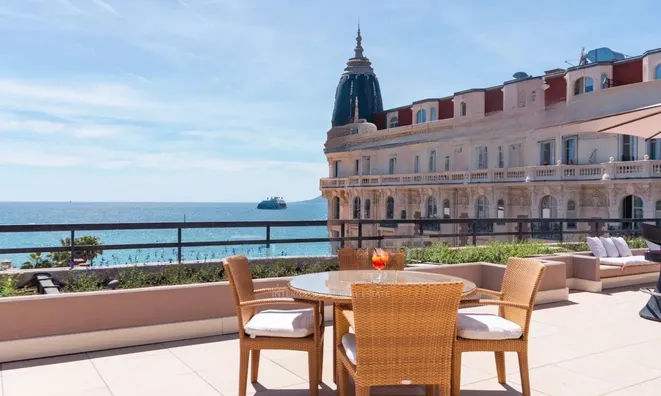 Недвижимость House Cannes Croix des Gardes: 2