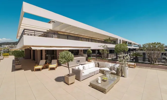 Недвижимость House Cannes Croix des Gardes: 6