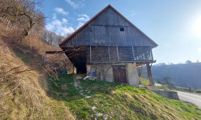 Недвижимость House in Olesche.: 10