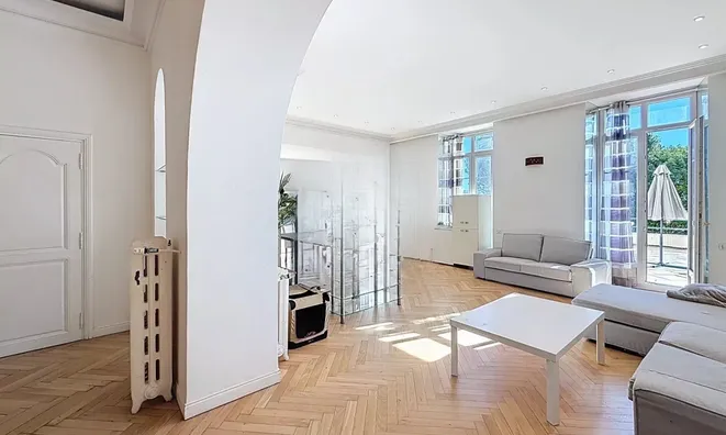 Недвижимость Estate Cannes République: 2