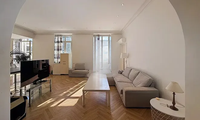 Недвижимость Estate Cannes République: 3