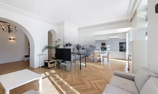 Недвижимость Estate Cannes République: 4