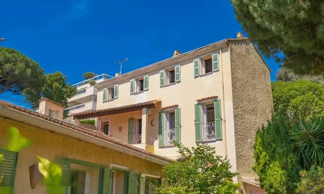 Недвижимость Villa Croix des Gardes: 4