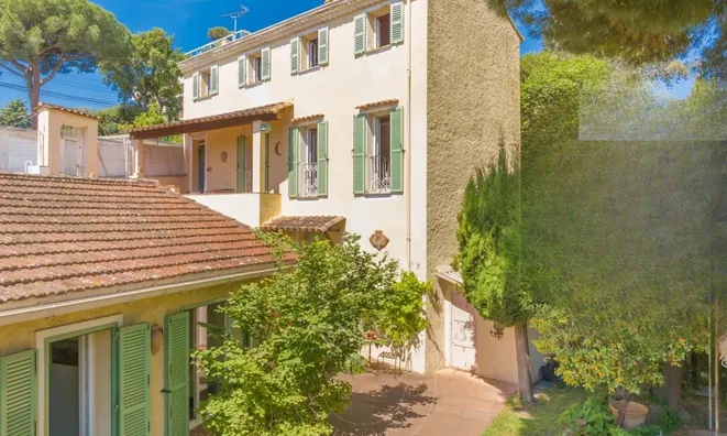 Недвижимость Villa Croix des Gardes: 21