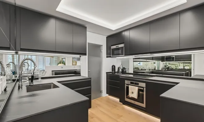 Недвижимость Exclusive renovated duplex with terrace in Andorra la Vella: 5