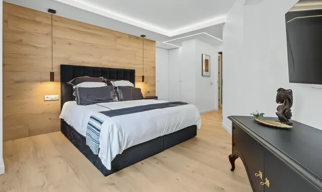Недвижимость Exclusive renovated duplex with terrace in Andorra la Vella: 9