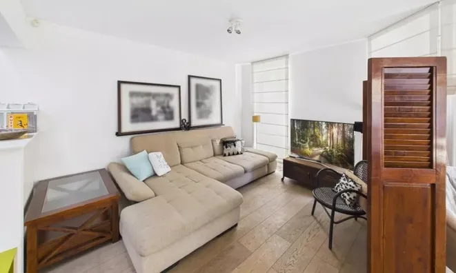Недвижимость Triplex 4 bedrooms for sale in Bridel: 4