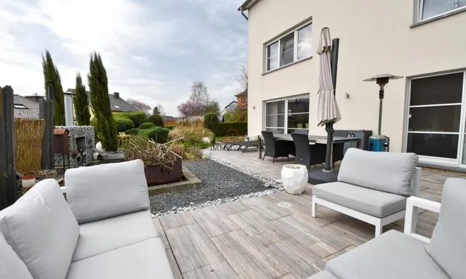 Недвижимость Semi-detached house 5 bedrooms for sale in Niederfeulen: 3