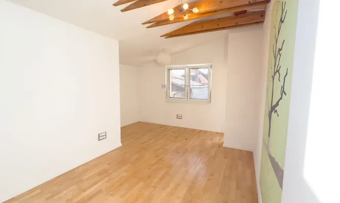 Недвижимость House, Ljubljana, Šiška: 3