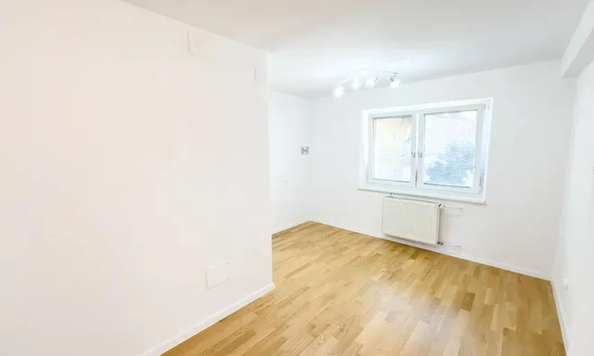 Недвижимость House, Ljubljana, Šiška: 14