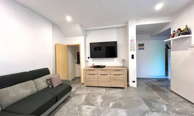 Недвижимость House 3 bedrooms for sale in Schifflange: 1