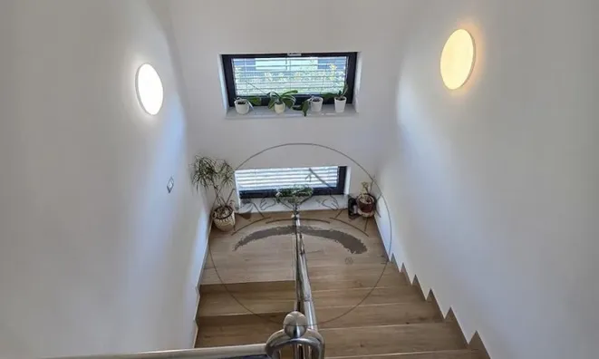 Недвижимость House, Podgorica: 21