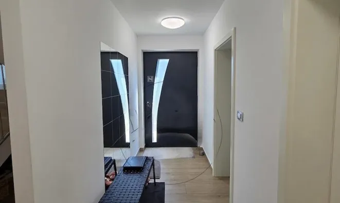 Недвижимость House, Podgorica: 22