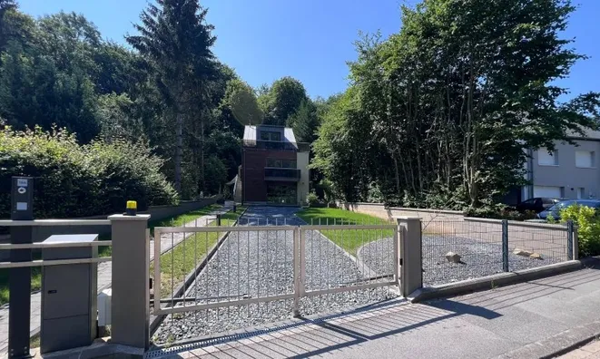 Недвижимость House 4 bedrooms for sale in Sandweiler: 2