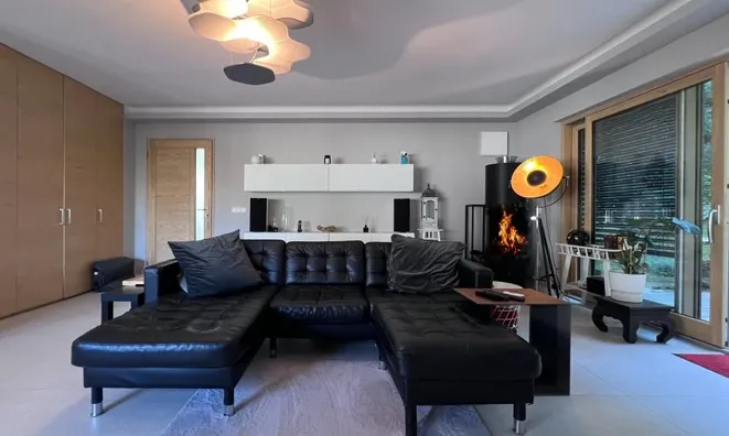 Недвижимость House 4 bedrooms for sale in Sandweiler: 4