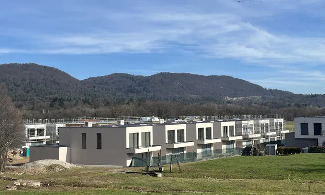 Недвижимость House, Šmartno pod Šmarno Goro, Ljubljana: 25