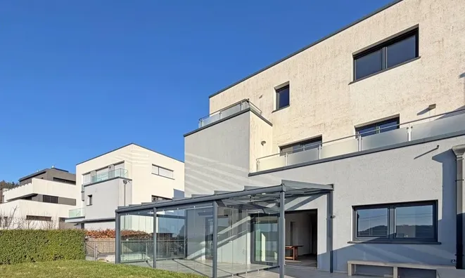 Недвижимость House 4 bedrooms for sale in Heisdorf: 4