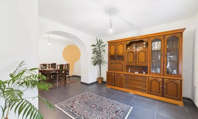 Недвижимость Semi-detached house 4 bedrooms for sale in Lintgen: 4