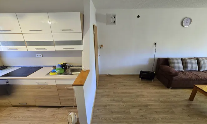 Недвижимость House in Sukhoi Vrk: 22