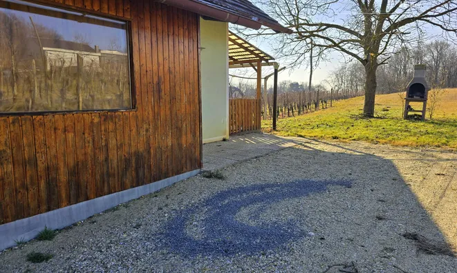 Недвижимость House in Sukhoi Vrk: 25