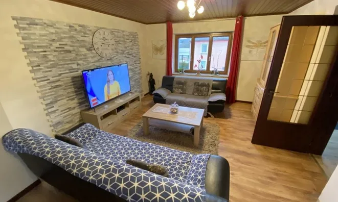 Недвижимость House for sale in Niederfeulen: 3