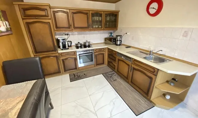 Недвижимость House for sale in Niederfeulen: 5