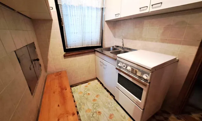 Недвижимость House, Grushkovets: 8