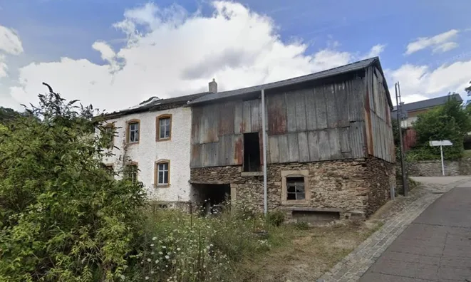 Недвижимость House for sale in Michelau: 1