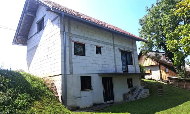 Недвижимость House, Grushkovets: 4
